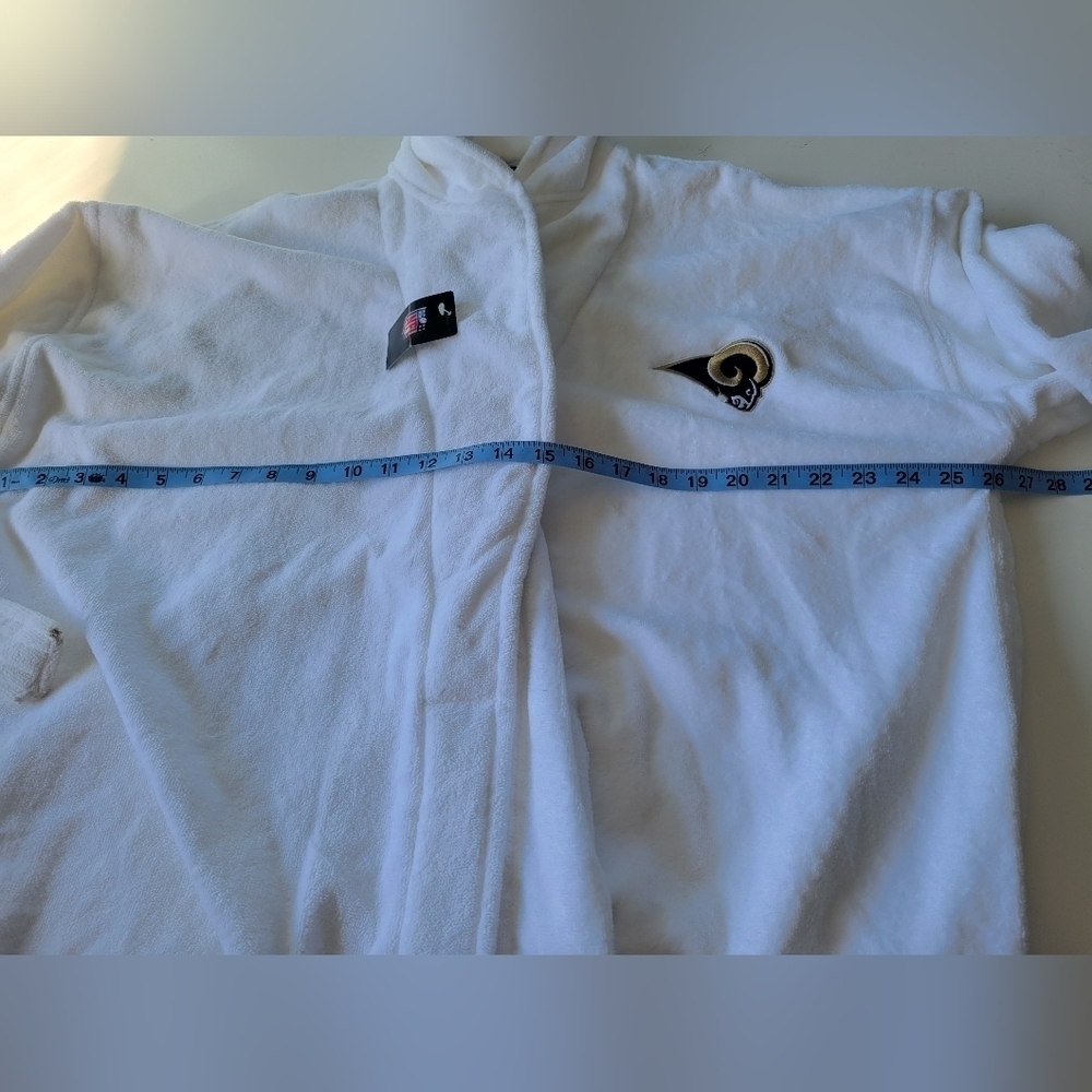 NFL Rams Velour Shawl White Robe OS - Picture 6 of 10